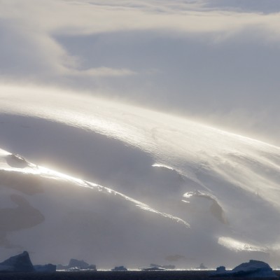 Antarktische Halbinsel · Brown Bluff, Weddellmeer und Antarctic Sund