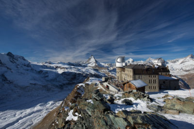 Das Matterhorn mit dem Kulmhotel Gornergrat auf 3’100 m
