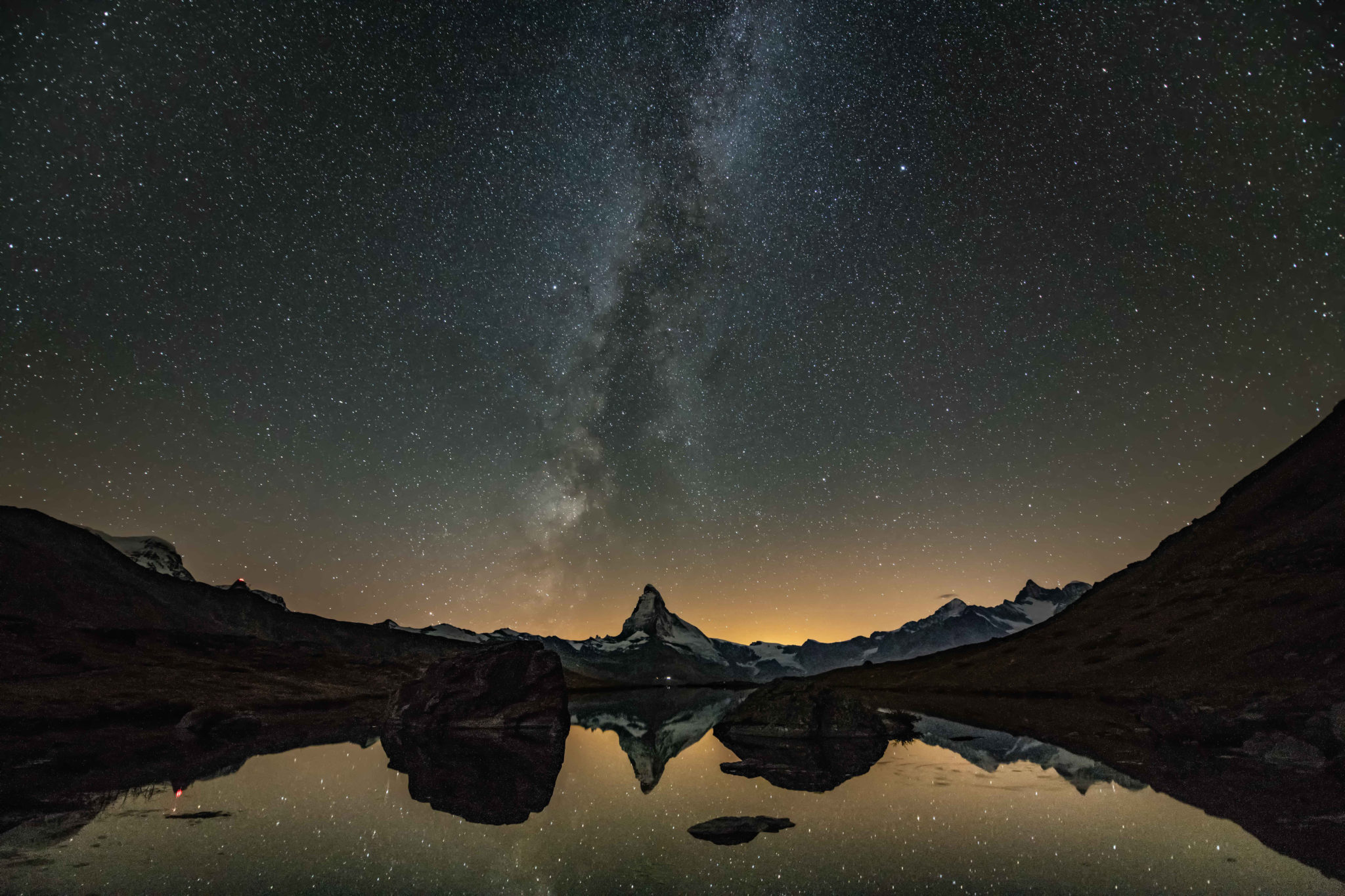 Stellisee mit Milchstrasse