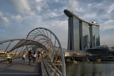 Singapore_Marina_Bay_Sands_Helix_Bridge